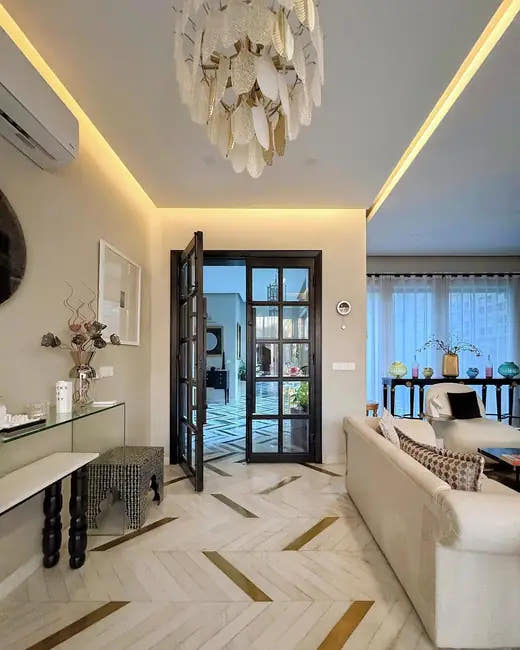 Lounge with cove lighting